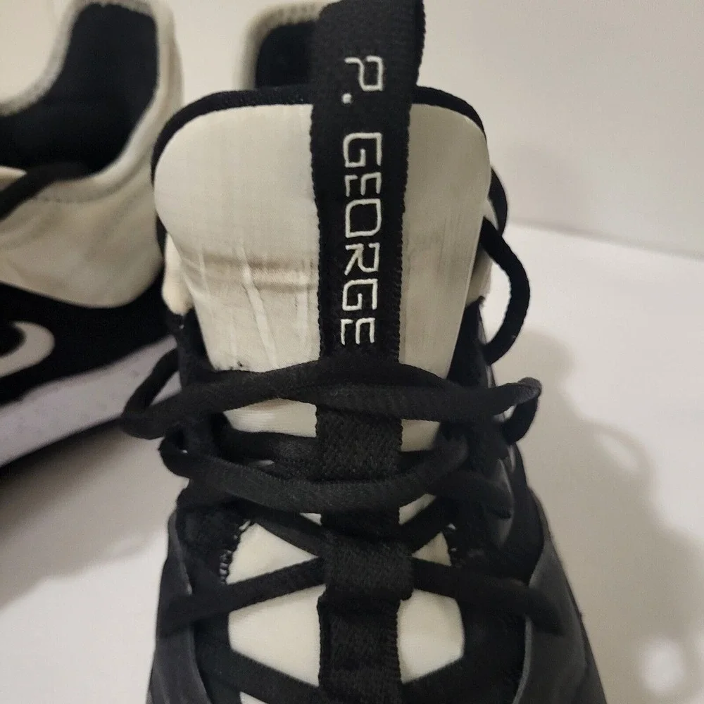 NIKE / PAUL GEORGE'S, PG3TB Black/White Women's 9.5 Sneakers CN9513-001‎
